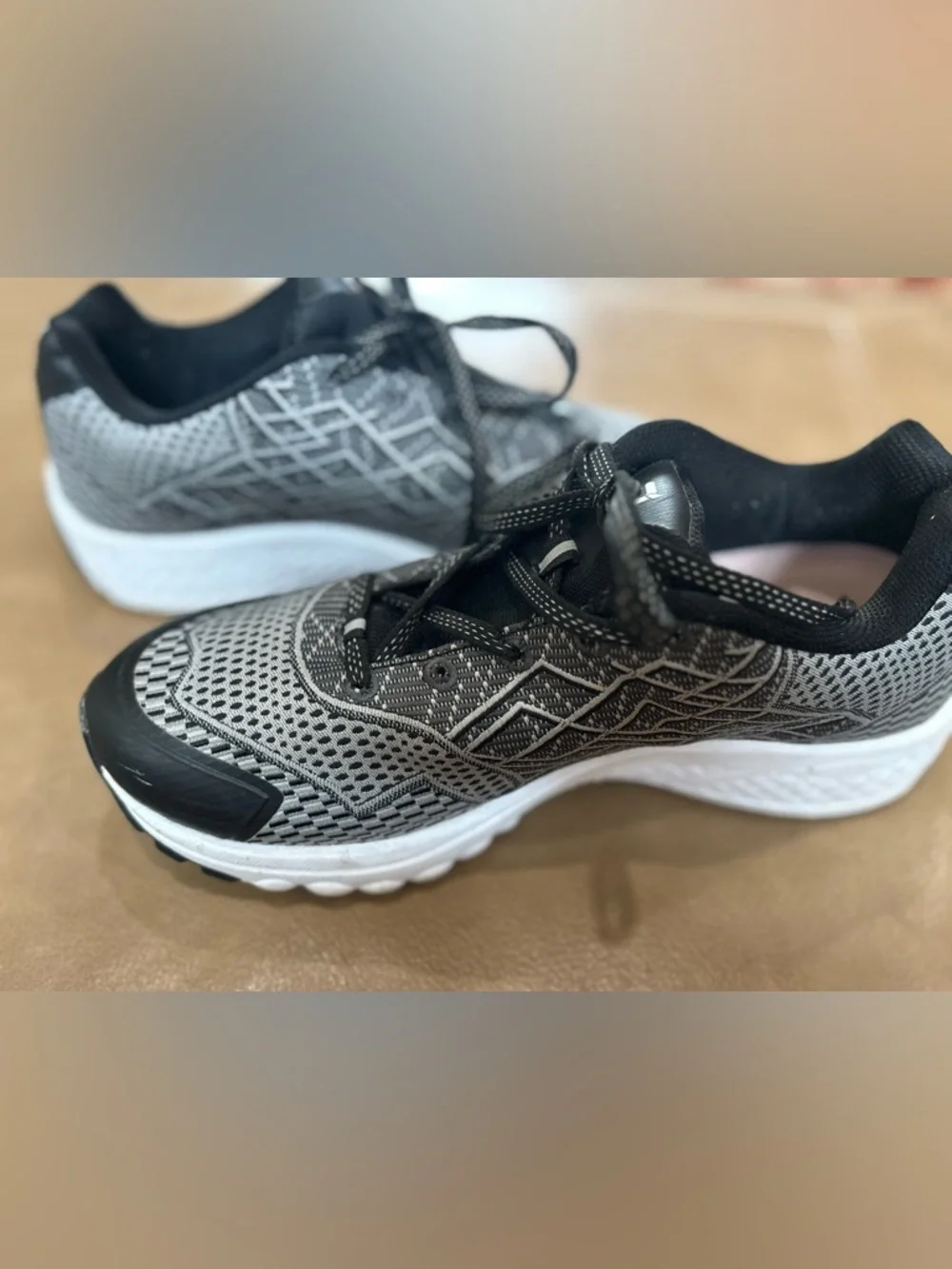 Propet Men’s Black and Gray Mesh Athletic Sneaker